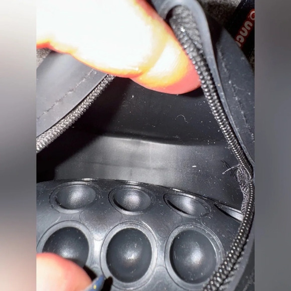 Minnie Mouse Poppit Purse - Picture 5 of 5